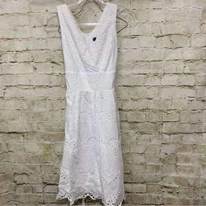 Chris McLaughlin White Lazer Cut Lace V Neck Belted Dress